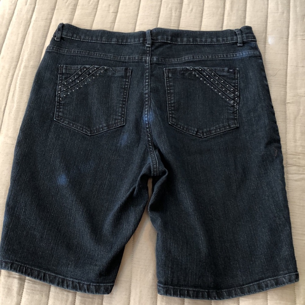 Lee Stretch high rise denim shorts, size 16 (can fit size 14)
